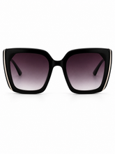 Load image into Gallery viewer, Black Grape Riviera
